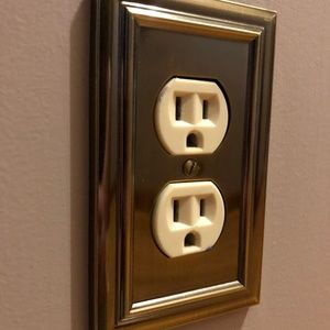 NEW Amerelle Switch and Outlet Covers